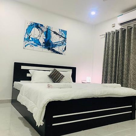 Ferienwohnung White Orchid, Unique & Stylish, Executive 2Bhk. Guwahati Exterior foto